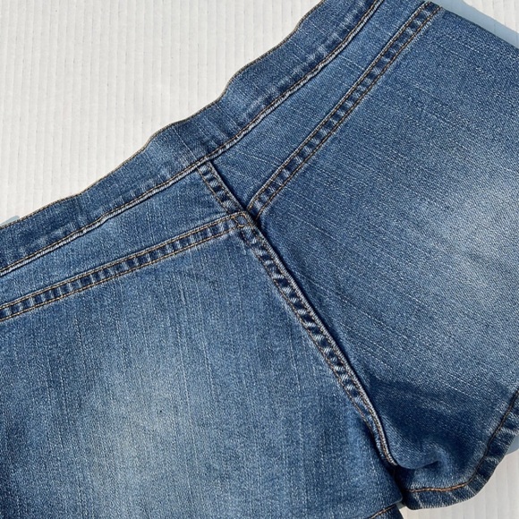 Levi jean shorts size 3 w27 - Picture 3 of 5